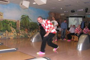 bowling1758Akos_kepei029.jpg