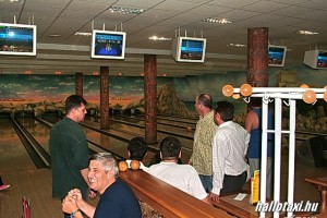 bowling_001.jpg